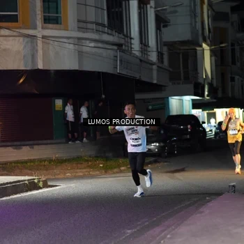 Runner Photo 7972150