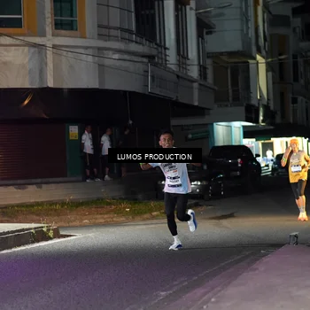 Runner Photo 7972153