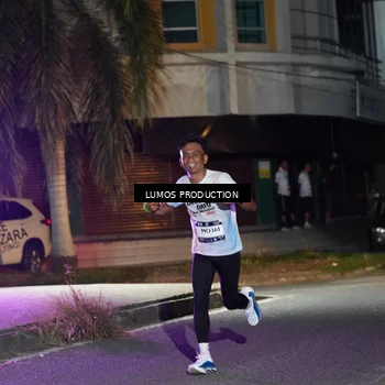 Runner Photo 7972182