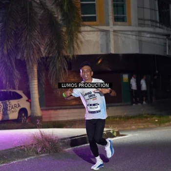 Runner Photo 7972184