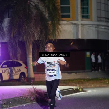 Runner Photo 7972194