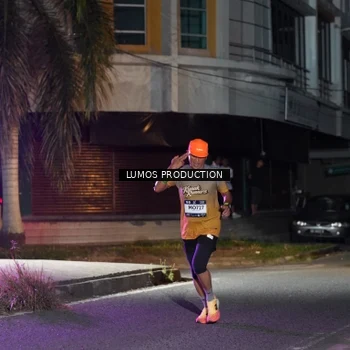 Runner Photo 7972197