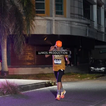 Runner Photo 7972204