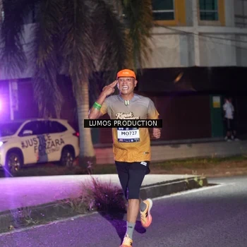 Runner Photo 7972221