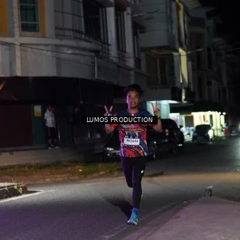 Runner Photo 7972246