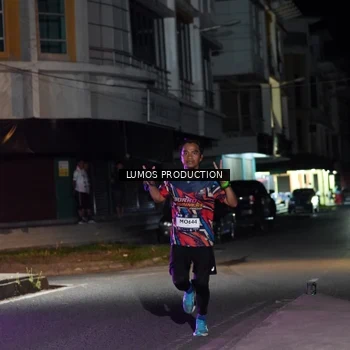 Runner Photo 7972248