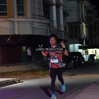 Runner Photo 7972253