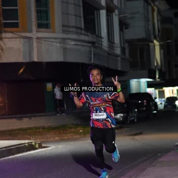 Runner Photo 7972256