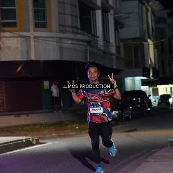 Runner Photo 7972257