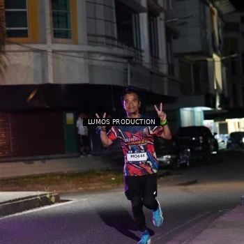Runner Photo 7972259