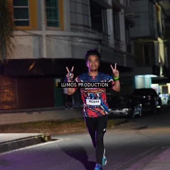 Runner Photo 7972265