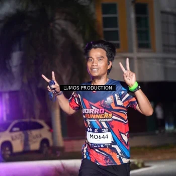 Runner Photo 7972291
