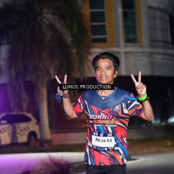 Runner Photo 7972293