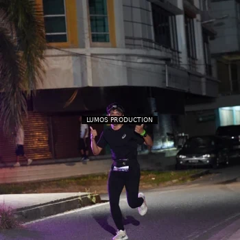 Runner Photo 7972314