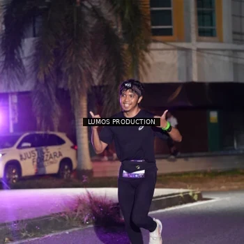 Runner Photo 7972332