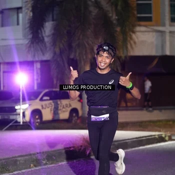 Runner Photo 7972342