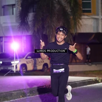 Runner Photo 7972343