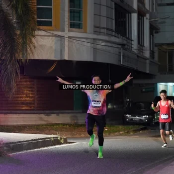 Runner Photo 7972388