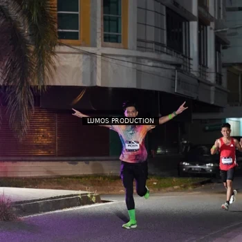 Runner Photo 7972396
