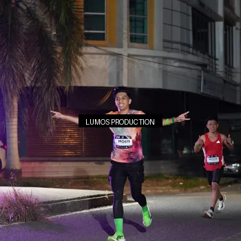 Runner Photo 7972414