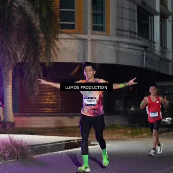 Runner Photo 7972419