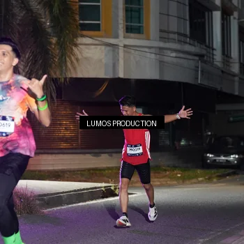 Runner Photo 7972426