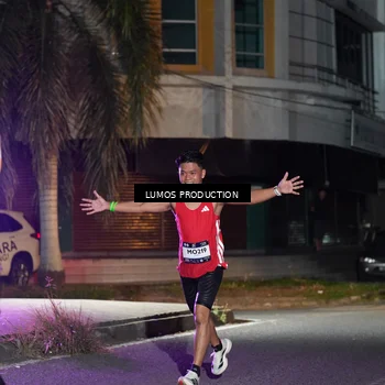 Runner Photo 7972433