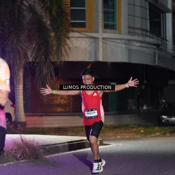 Runner Photo 7972438