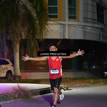 Runner Photo 7972439