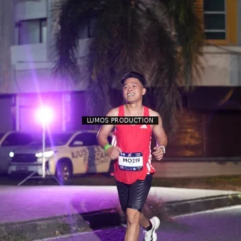 Runner Photo 7972456