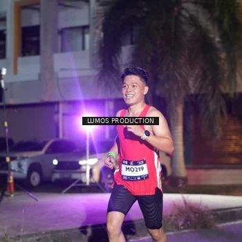 Runner Photo 7972460