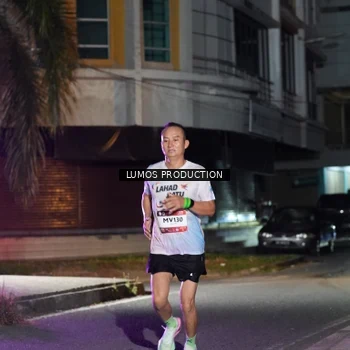Runner Photo 7972480