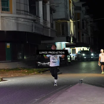 Runner Photo 7972493