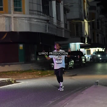 Runner Photo 7972507
