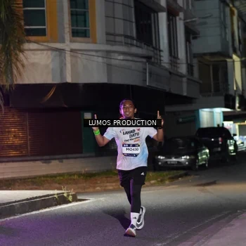Runner Photo 7972516