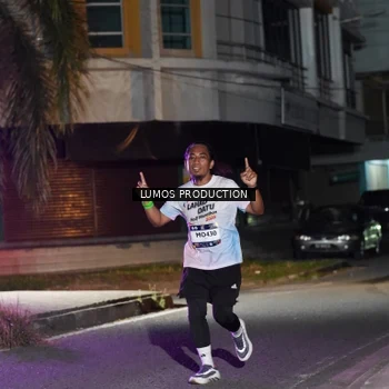 Runner Photo 7972525