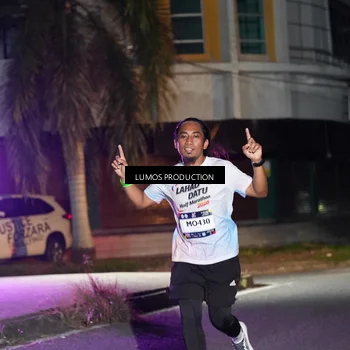 Runner Photo 7972545