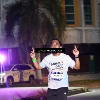 Runner Photo 7972554