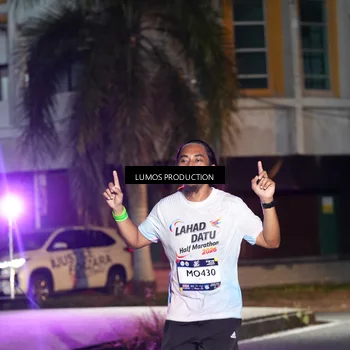 Runner Photo 7972558
