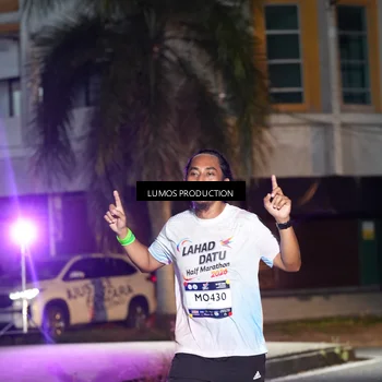 Runner Photo 7972559