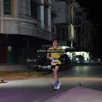 Runner Photo 7972570