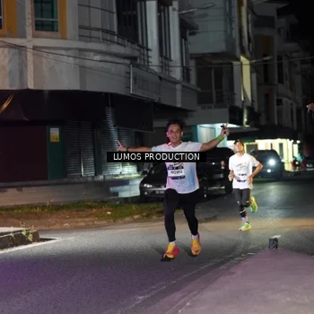 Runner Photo 7972620
