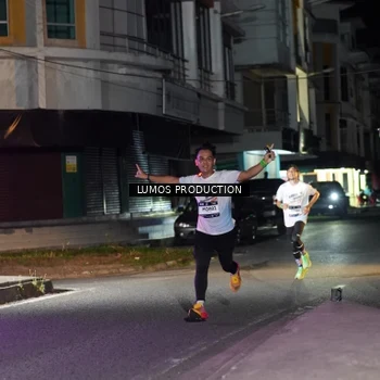 Runner Photo 7972623