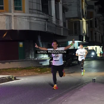 Runner Photo 7972624