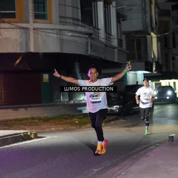 Runner Photo 7972630