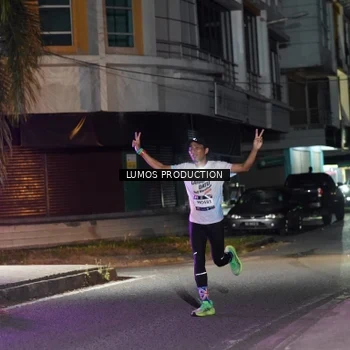 Runner Photo 7972661