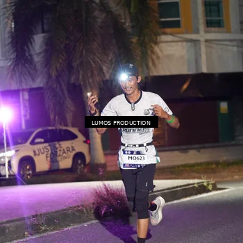Runner Photo 7972747
