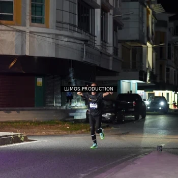 Runner Photo 7972758