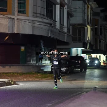 Runner Photo 7972765