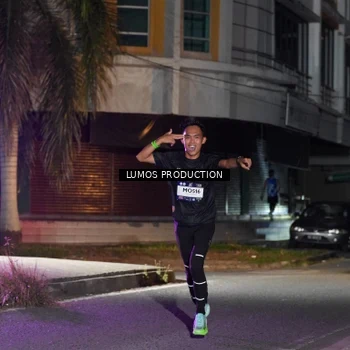 Runner Photo 7972793